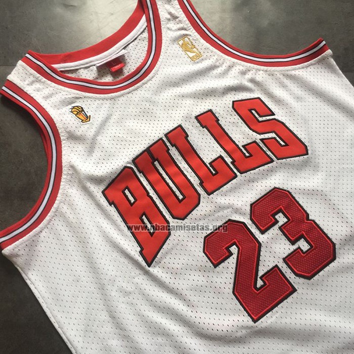 Camiseta Chicago Bulls Michael Jordan NO 23 Mitchell & Ness 1996-97 Blanco